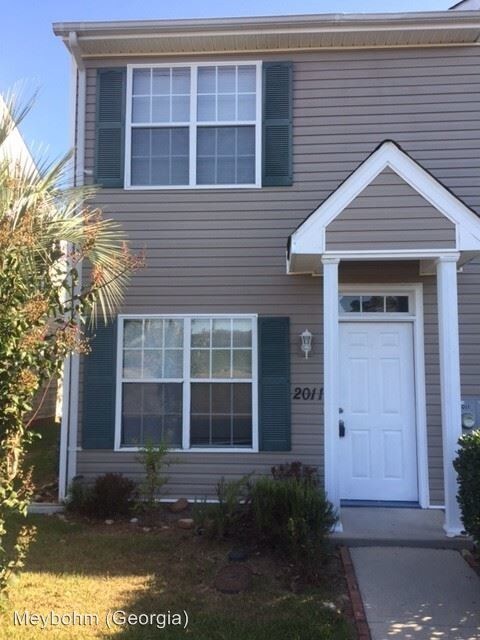 Primary Photo - 2 br, 2.5 bath House - 2011 Creekside Court