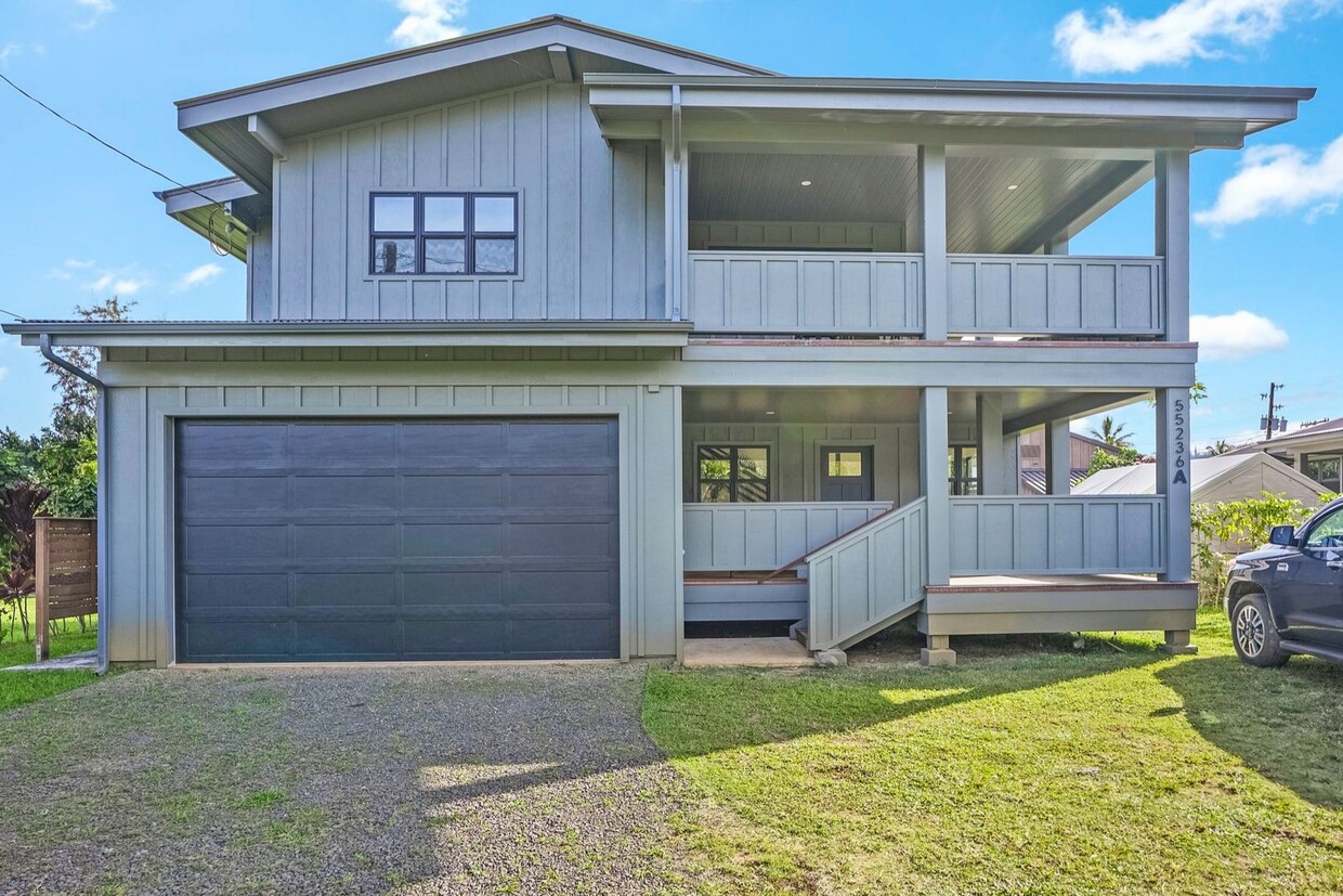Primary Photo - Furnished 3 Bedroom 2.5 Bathroom Home in H...