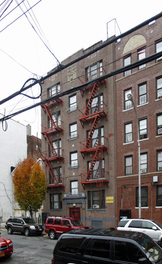Foto del edificio - 1323 College Ave