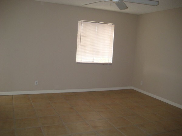 Building Photo - 3240 N Mary Dee Ave