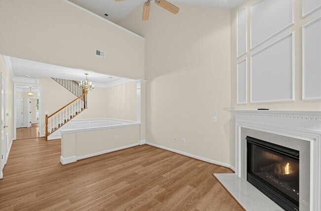 Foto del edificio - 1504 Sapphire Ct