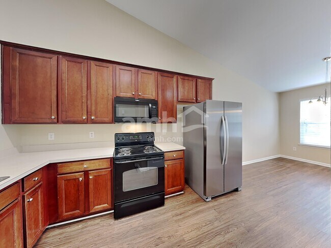 Building Photo - 116 Golden Valley Dr