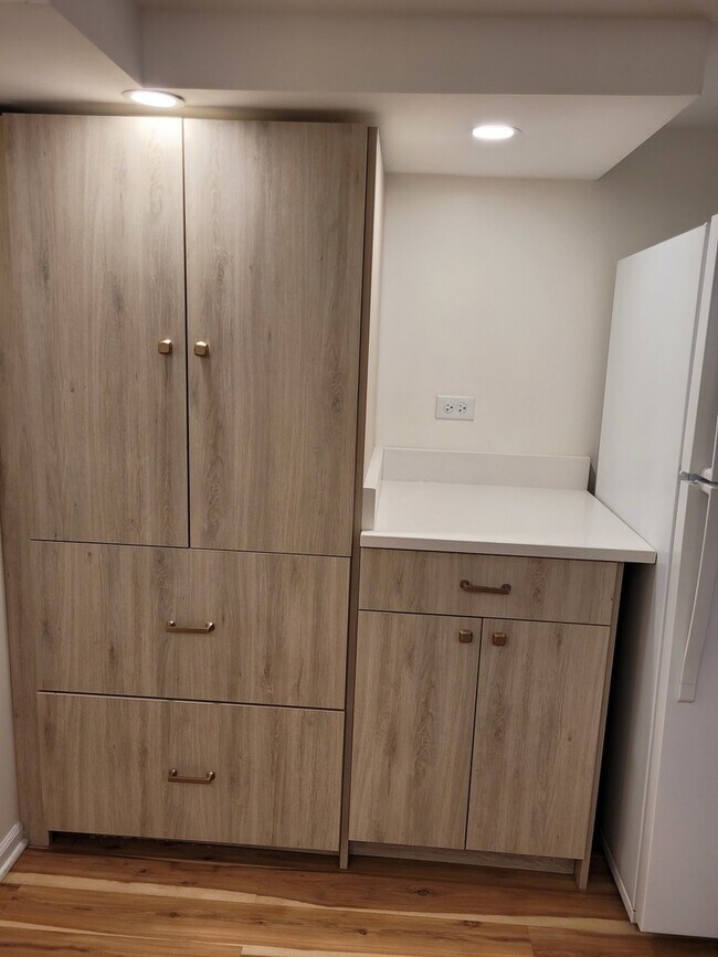 Foto del edificio - 5109 W Schubert Ave