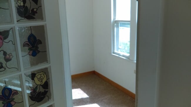 Building Photo - 1108 9th St N