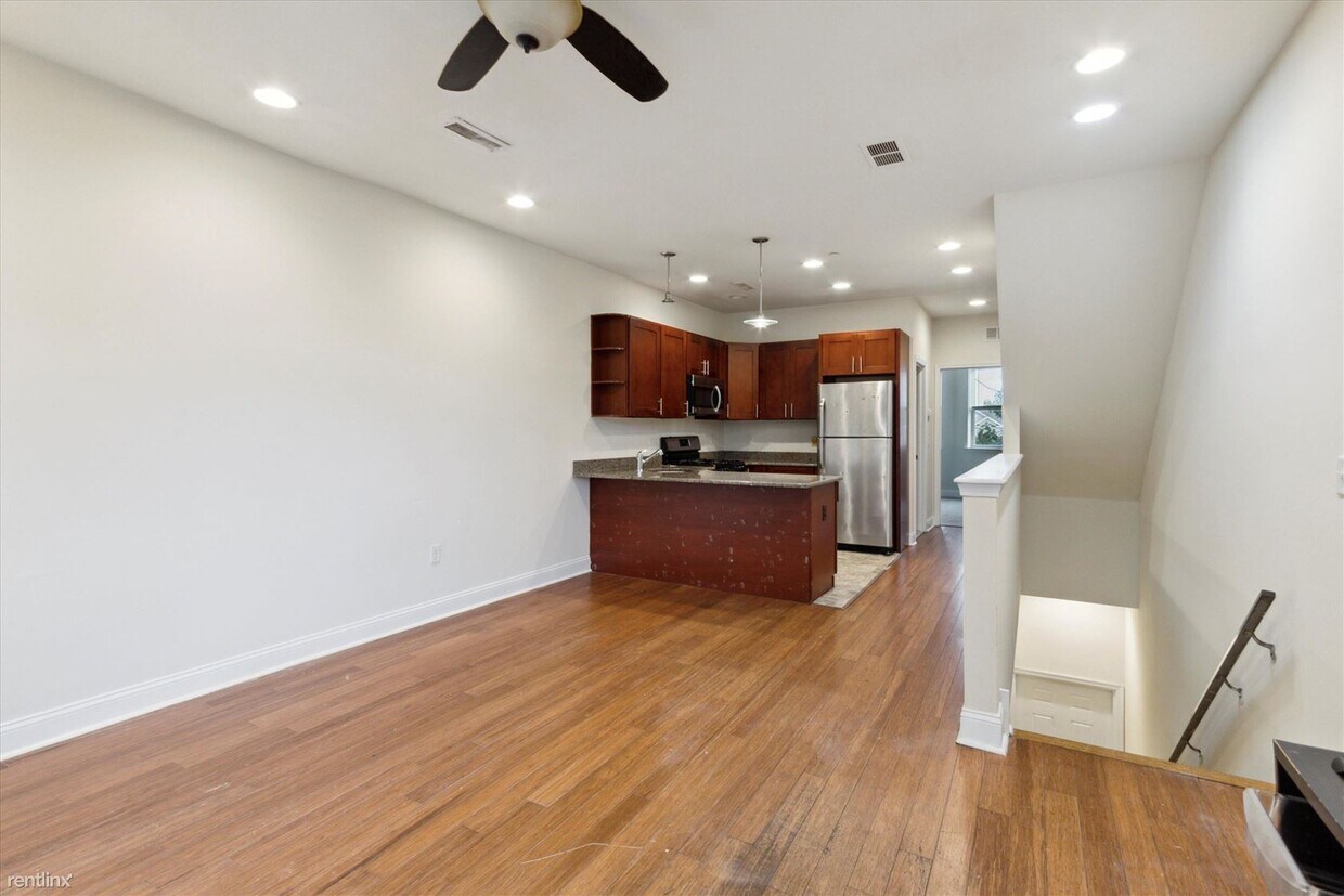 4 br, 2 bath Duplex 1733 N GRATZ ST Unit... Townhome Rentals in