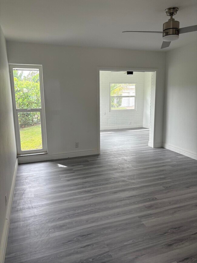 Foto del edificio - 5904 Cedar Cir