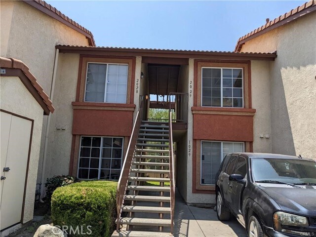 Foto del edificio - 1365 Crafton Ave