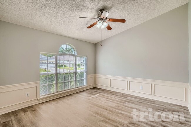 Building Photo - 9610 Fox Hearst Rd