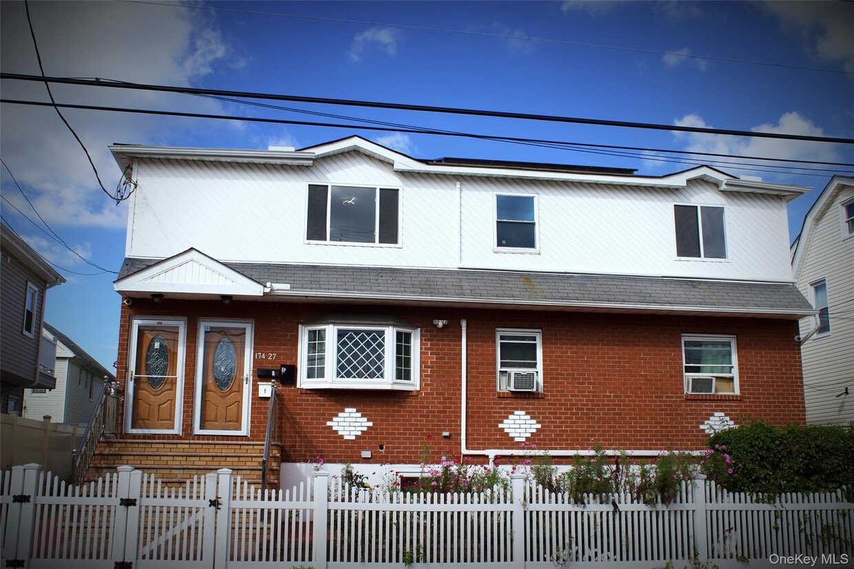 Foto principal - 174-27 126th Ave