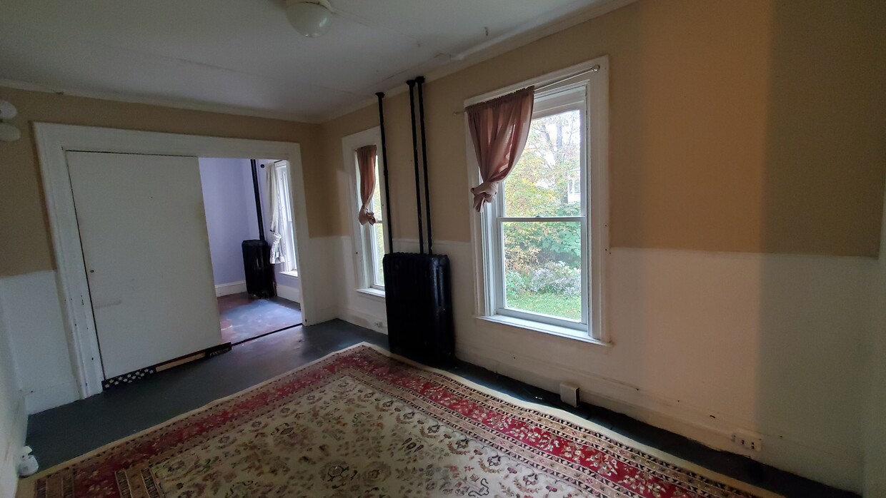 Primary Photo - 109 High St
