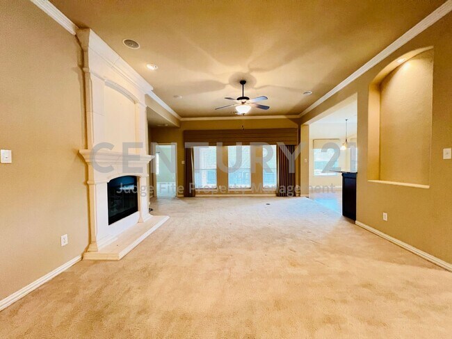 Building Photo - Well Maintained 3/2/3 in Fort Worth For Rent!
