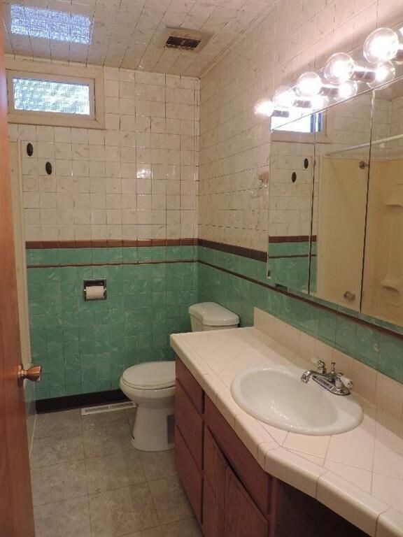 Foto del edificio - 2 Bed / 1.5 Bath / 2 Car Garage home in Bi...
