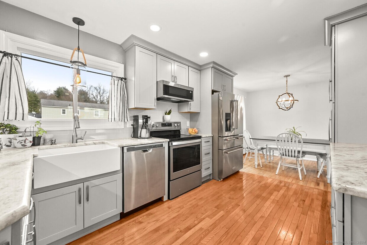 Foto principal - 69 Walnut Hill Rd