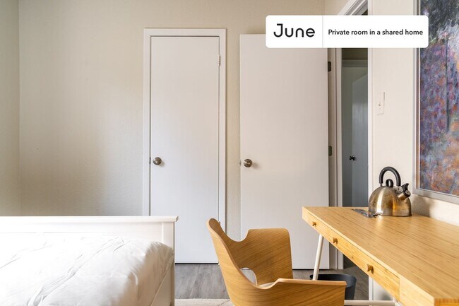 Foto del edificio - Room in Shared 3 bed/2 bath home