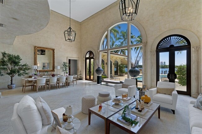 Building Photo - 4 Palm Ave