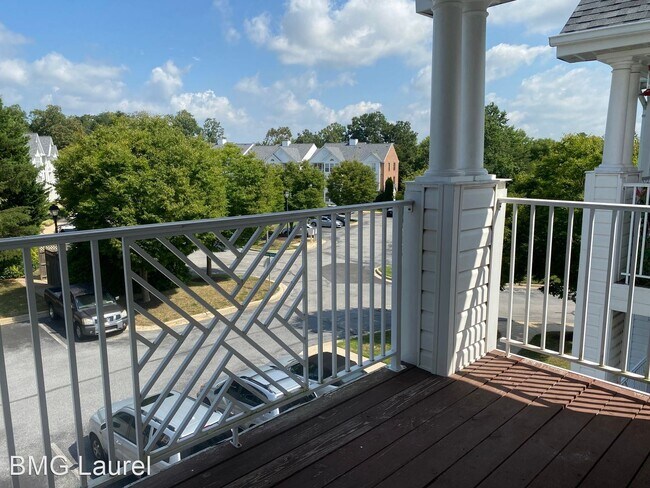 Foto del edificio - 701 Harvest Run Dr