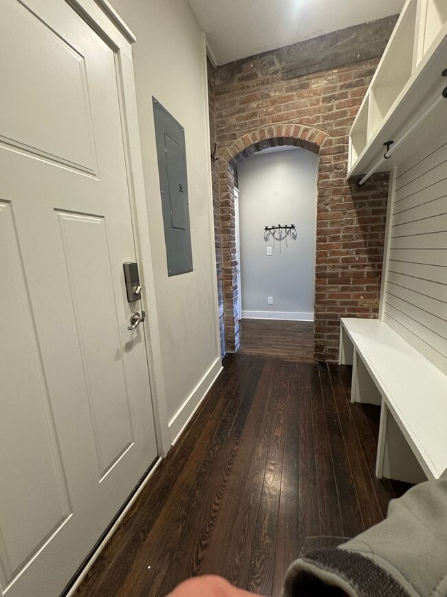 Photo - 201 East Fifth Street-201 Apartment