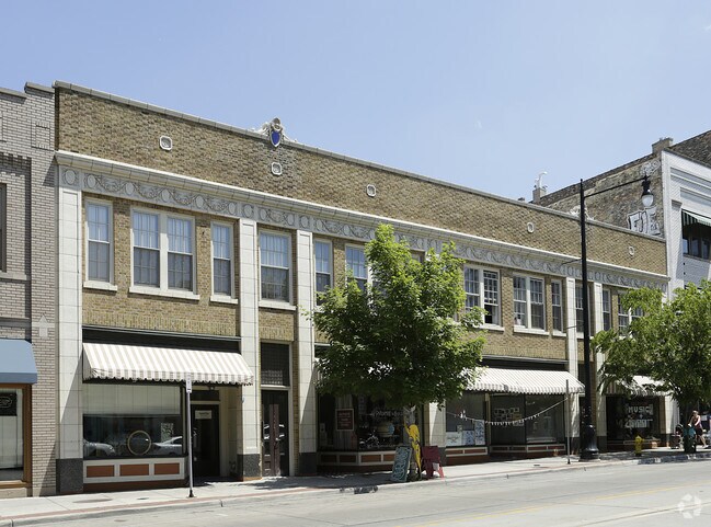 130 S Division Ave - Martineau Apartments