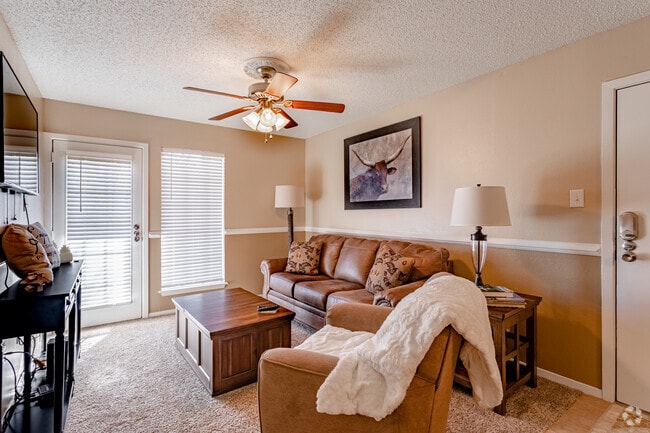 2BR, 2BA - 853SF - Summerhill Woods Apartments