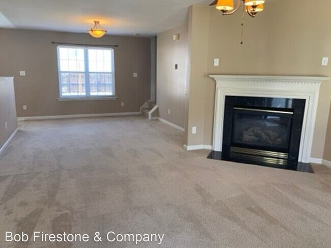 Building Photo - 2702 Amherst Ridge Loop