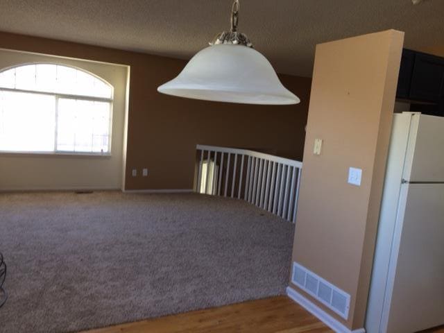 Building Photo - 3 Bedroom 2 bath in Highlands Ranch