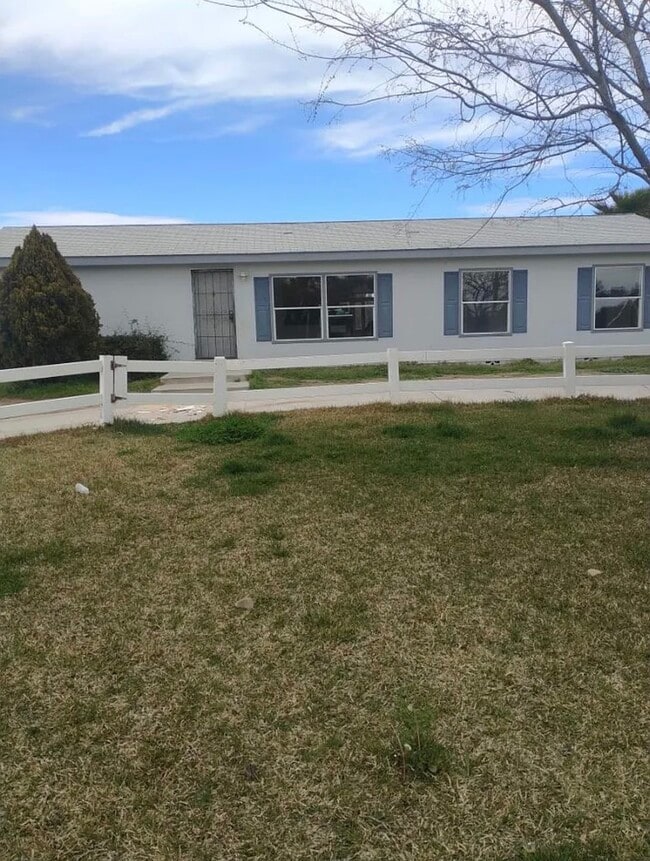 Photo - 21912 Cajalco Rd House