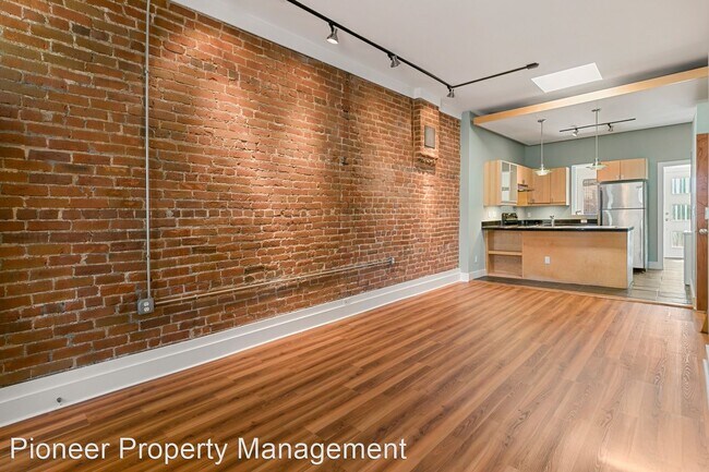Building Photo - 2 br, 1 bath House - 355 Elati St