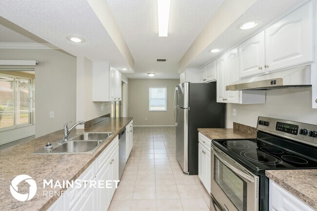 Foto del edificio - 1202 MacFarlane Ave