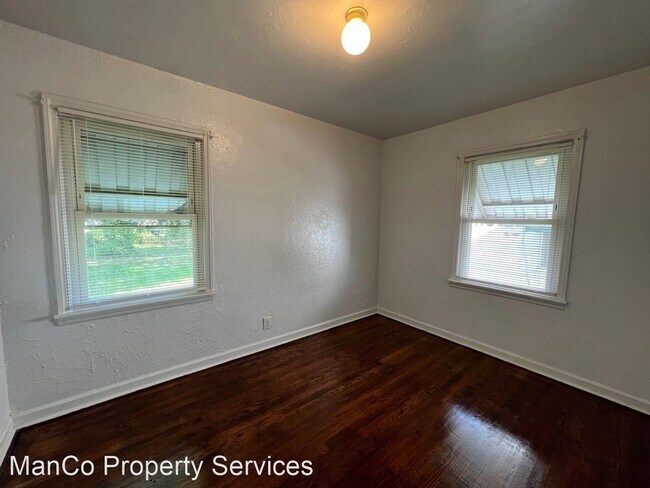 Building Photo - 2 br, 1 bath House - 829 Huron Ave,