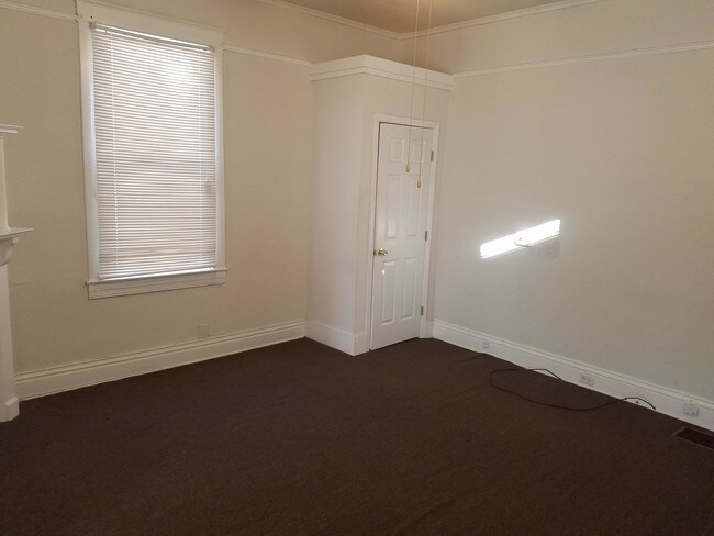 Foto del edificio - 2813 W Madison St