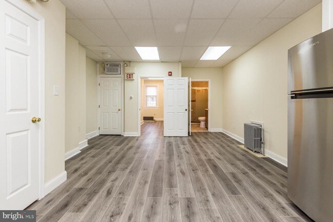 Foto del edificio - 300 Levering Mill Rd