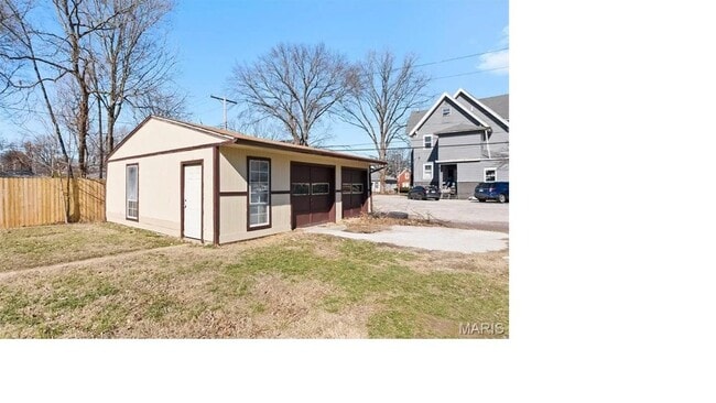 Building Photo - 313 Wabash Ave