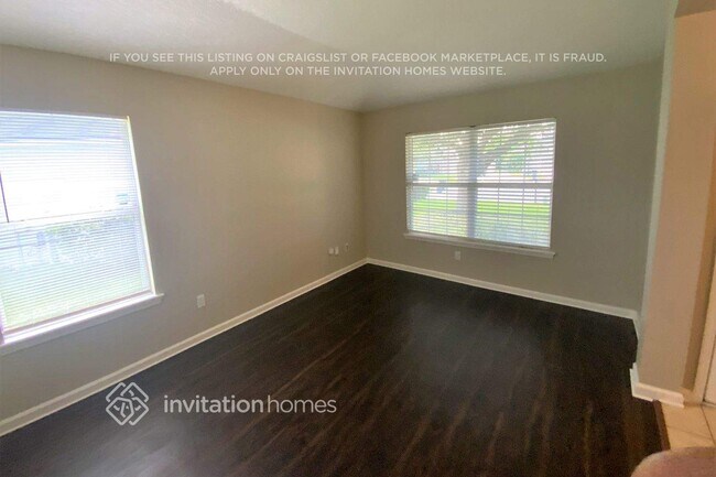 Building Photo - 428 Mistwood Ct