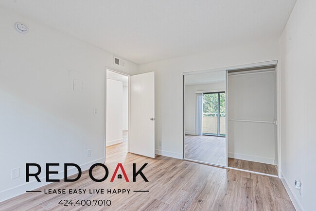Foto del edificio - 2724 Abbot Kinney Blvd