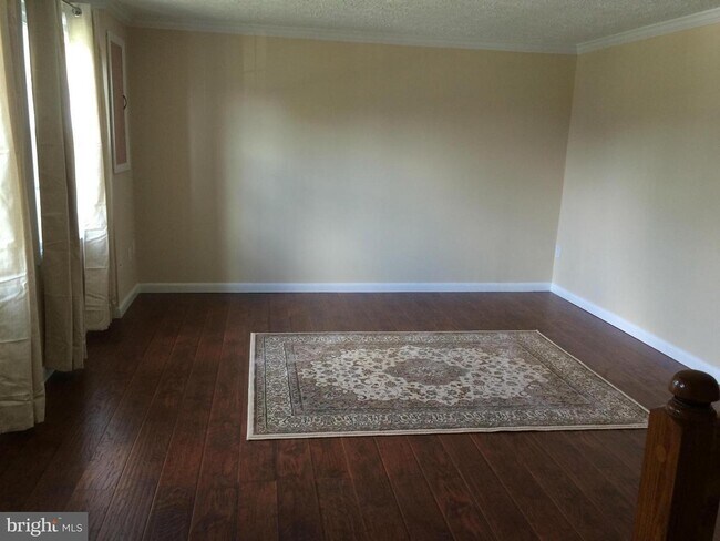 Foto del edificio - 6819 Yellow Sheave Ct
