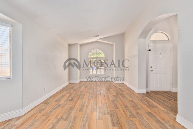 Building Photo - 3381 E Flamingo Ct