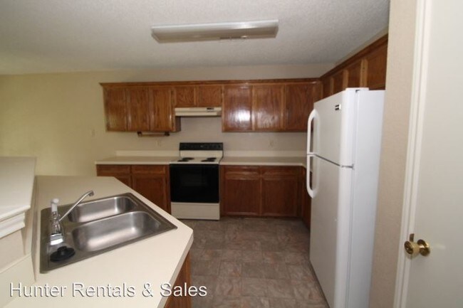 Building Photo - 3 br, 2 bath House - 4603 Emerald