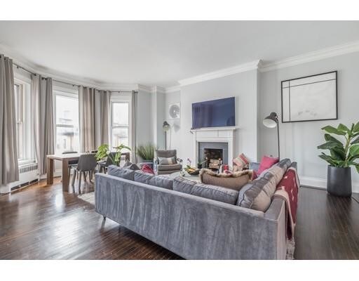 Primary Photo - 286 Beacon St