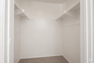 1BR, 1BA - 710SF - Closet - Newport Village Apartments