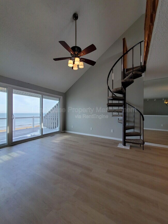 Foto del edificio - 1944 E Ocean View Ave