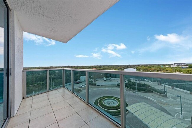 Foto del edificio - 2641 N Flamingo Rd