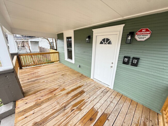 Foto del edificio - 823 N Main Ave