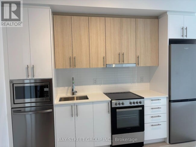 Photo du bâtiment - 9751 Markham Rd