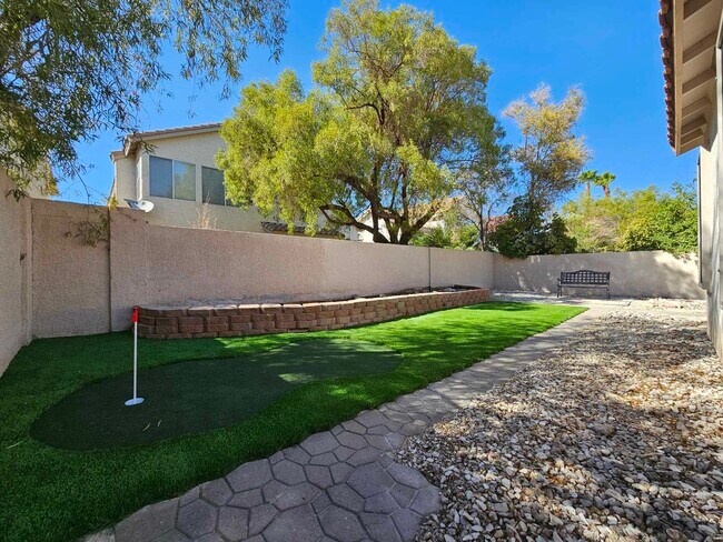 Building Photo - 1705 Park Mesa Ln