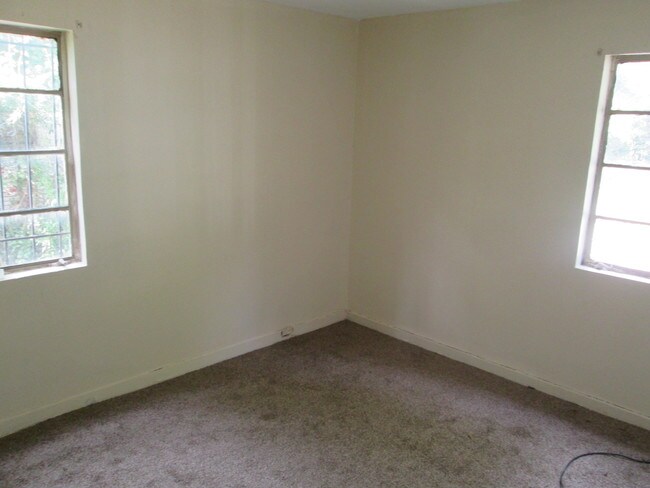 Foto del edificio - 1669 Douglas St