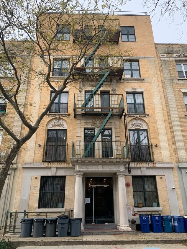 Building Front - 943 St Marks Ave