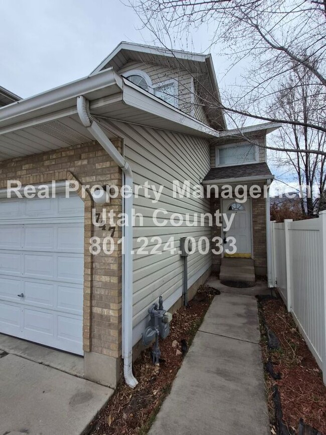 Foto del edificio - 747 Hanover Dr