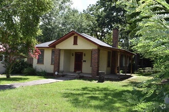 Building Photo - 326 Milledge Rd