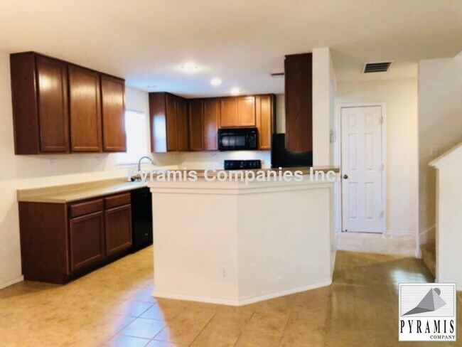 Building Photo - 6527 San Miguel Way