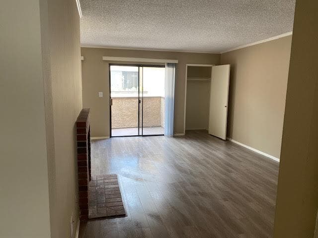 Building Photo - 10745 Kling St